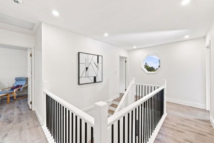 Photo 8 at 300 E 25th Street, Upper Lonsdale, North Vancouver