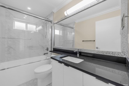 Photo 22 at 800 Montroyal Boulevard, Canyon Heights NV, North Vancouver