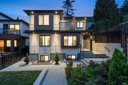 Photo 1 at 800 Montroyal Boulevard, Canyon Heights NV, North Vancouver