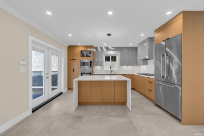 Photo 9 at 800 Montroyal Boulevard, Canyon Heights NV, North Vancouver