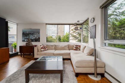 Photo 3 at 203 - 1850 Comox Street, West End VW, Vancouver West