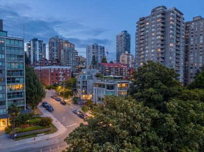 Photo 33 at 300 - 1410 Bute Street, West End VW, Vancouver West
