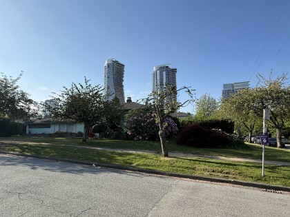 Photo 9 at 692 W 39th Avenue, Cambie, Vancouver West