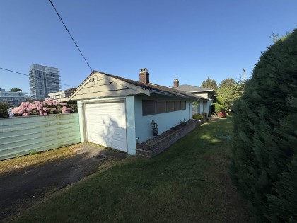 Photo 15 at 692 W 39th Avenue, Cambie, Vancouver West