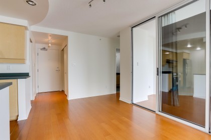 Photo 10 at 2008 - 1009 Expo Boulevard, Yaletown, Vancouver West