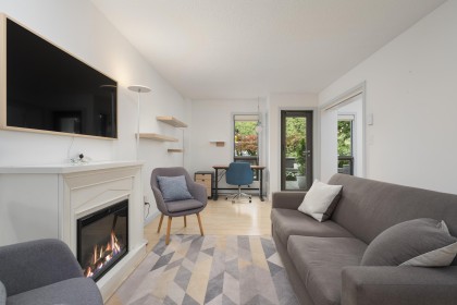 Photo 4 at 106 - 1477 Fountain Way, False Creek, Vancouver West
