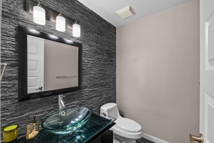 Photo 16 at 1501 Frederick Road, Lynn Valley, North Vancouver