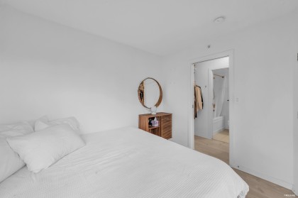 Photo 14 at 1401 - 928 Homer Street, Yaletown, Vancouver West