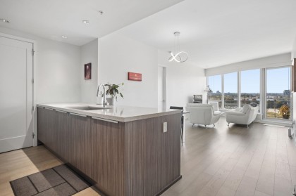 Photo 5 at 906 - 181 W 1st Avenue, False Creek, Vancouver West
