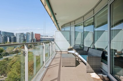 Photo 10 at 906 - 181 W 1st Avenue, False Creek, Vancouver West