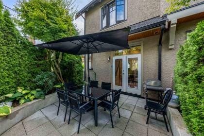 Photo 10 at 989 W 38th Avenue, Cambie, Vancouver West