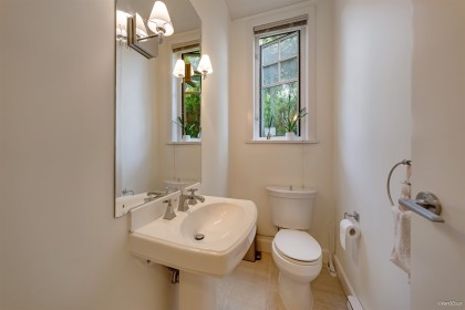 Photo 8 at 989 W 38th Avenue, Cambie, Vancouver West