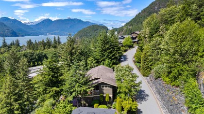 Photo 1 at 300 Ocean Crest Drive, Furry Creek, West Vancouver