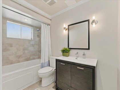 Photo 18 at 6 - 137 E 5th Street, Lower Lonsdale, North Vancouver