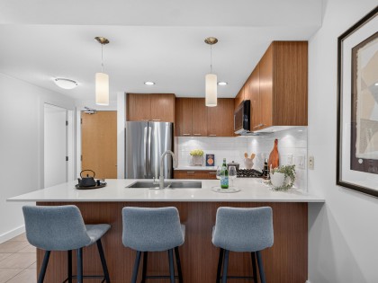 Photo 8 at 316 - 1330 Marine Drive, Pemberton NV, North Vancouver