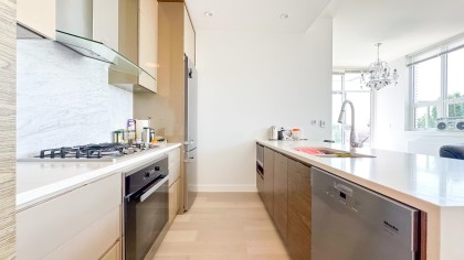 Photo 12 at 308 - 6733 Cambie Street, South Cambie, Vancouver West