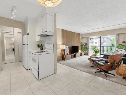 Photo 13 at 309 - 275 W 2nd Street, Lower Lonsdale, North Vancouver