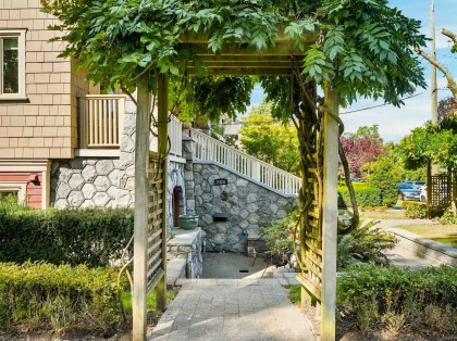 Photo 2 at 2425 Larch Street, Kitsilano, Vancouver West