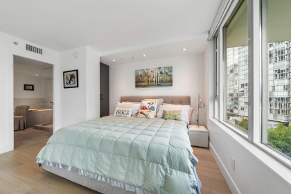 Photo 25 at 807 - 590 Nicola Street, Coal Harbour, Vancouver West