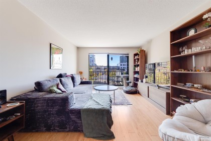 Photo 3 at 107 - 131 W 4th Street, Lower Lonsdale, North Vancouver