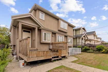 Photo 3 at 2266 W 20th Avenue, Arbutus, Vancouver West