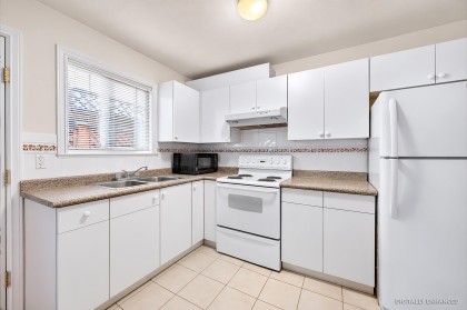 Photo 20 at 650 W 70th Avenue, Marpole, Vancouver West