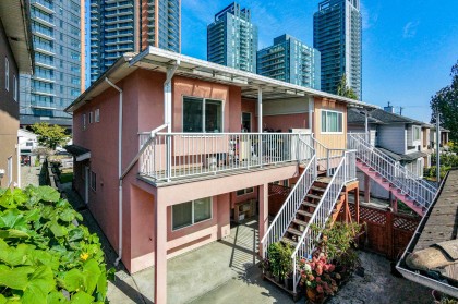 Photo 21 at 650 W 70th Avenue, Marpole, Vancouver West