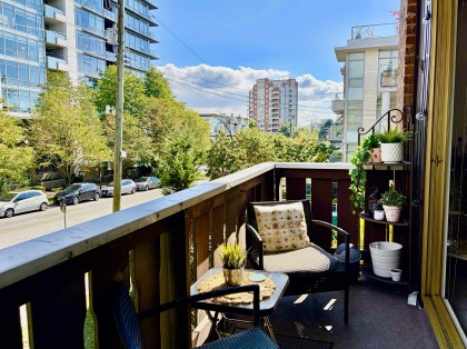 Photo 16 at 202 - 1345 Chesterfield Avenue, Central Lonsdale, North Vancouver