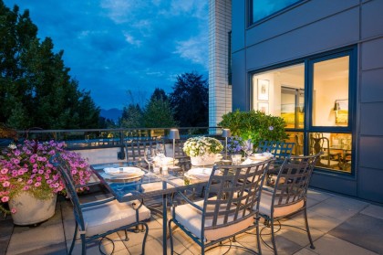 Photo 4 at 302 - 4427 Cambie Street, Cambie, Vancouver West