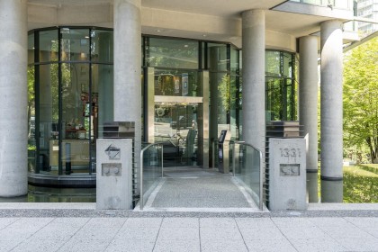 Photo 2 at 501 - 1331 W Georgia Street, Coal Harbour, Vancouver West