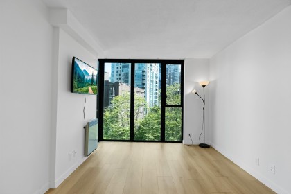 Photo 8 at 501 - 1331 W Georgia Street, Coal Harbour, Vancouver West