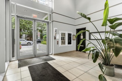 Photo 3 at 1702 - 1001 Richards Street, Downtown VW, Vancouver West
