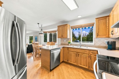 Photo 11 at 3950 Sparrow Lane, Roche Point, North Vancouver