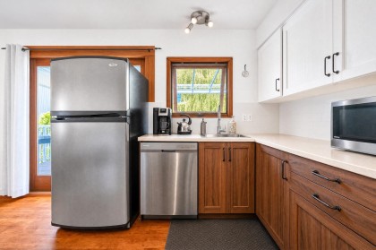 Photo 7 at 430 W Kings Road, Upper Lonsdale, North Vancouver