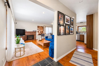Photo 3 at 430 W Kings Road, Upper Lonsdale, North Vancouver