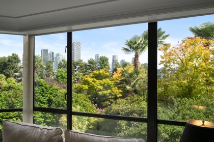 Photo 16 at 205 - 1470 Pennyfarthing Drive, False Creek, Vancouver West