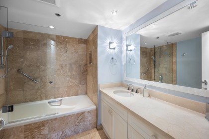 Photo 22 at 205 - 1470 Pennyfarthing Drive, False Creek, Vancouver West