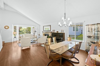 Photo 2 at 3336 Manning Crescent, Roche Point, North Vancouver