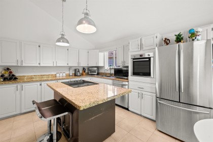 Photo 6 at 3336 Manning Crescent, Roche Point, North Vancouver