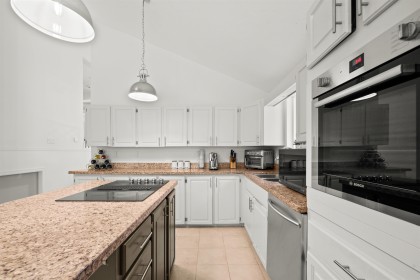Photo 7 at 3336 Manning Crescent, Roche Point, North Vancouver