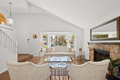 Photo 4 at 3336 Manning Crescent, Roche Point, North Vancouver