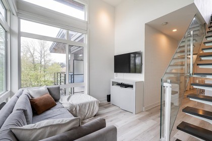 Photo 13 at 606 - 733 W 3rd Street, Harbourside, North Vancouver