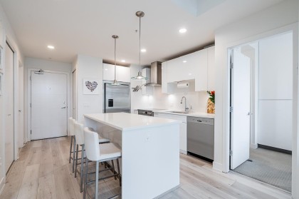 Photo 8 at 606 - 733 W 3rd Street, Harbourside, North Vancouver