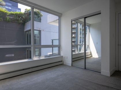Photo 12 at 706 - 1788 Columbia Street, False Creek, Vancouver West