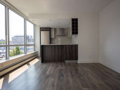 Photo 4 at 706 - 1788 Columbia Street, False Creek, Vancouver West