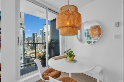 Photo 7 at 3005 - 1408 Strathmore Mews, Yaletown, Vancouver West