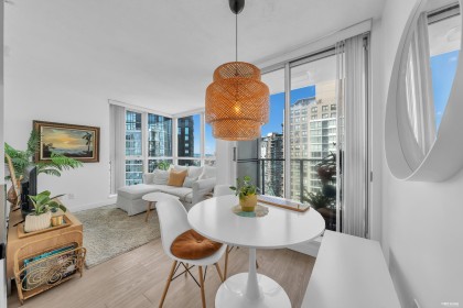 Photo 5 at 3005 - 1408 Strathmore Mews, Yaletown, Vancouver West