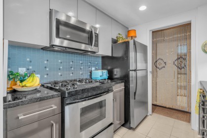 Photo 11 at 3005 - 1408 Strathmore Mews, Yaletown, Vancouver West