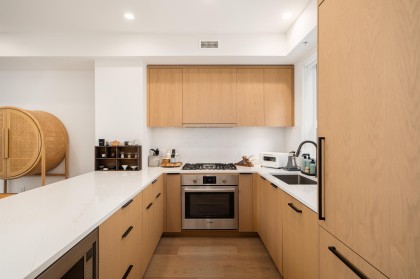 Photo 5 at 809 W 38th Avenue, Cambie, Vancouver West