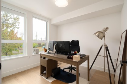 Photo 8 at 809 W 38th Avenue, Cambie, Vancouver West